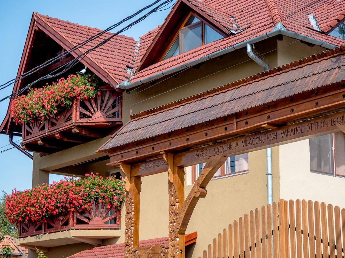 Hotel Sepsi Relax Sfântu-Gheorghe Zewnętrze zdjęcie