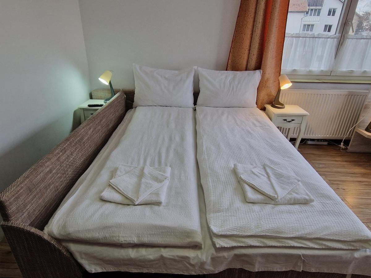Hotel Sepsi Relax Sfântu-Gheorghe Zewnętrze zdjęcie