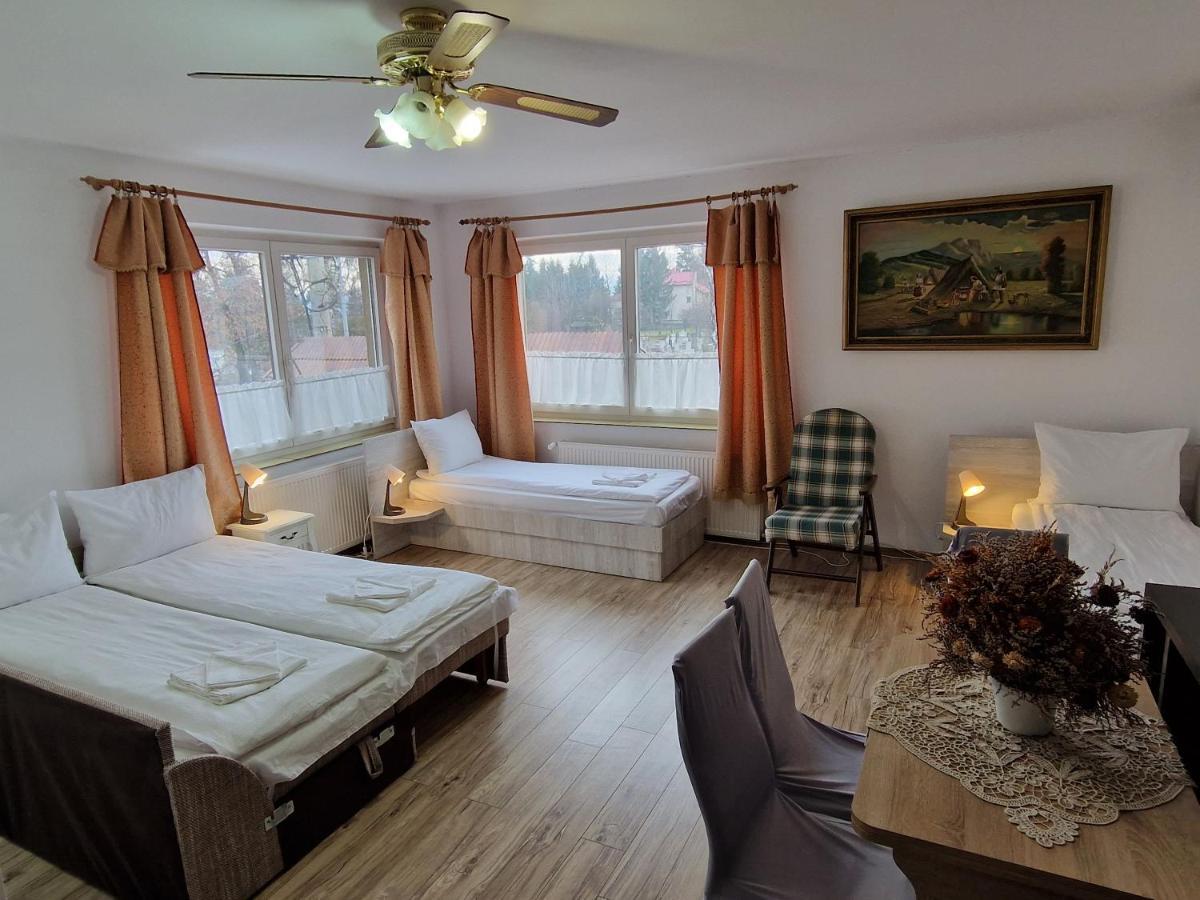 Hotel Sepsi Relax Sfântu-Gheorghe Zewnętrze zdjęcie