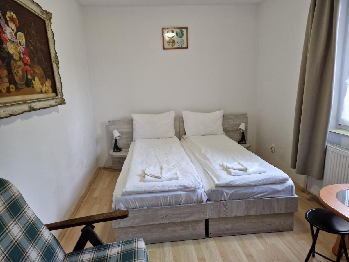 Hotel Sepsi Relax Sfântu-Gheorghe Zewnętrze zdjęcie